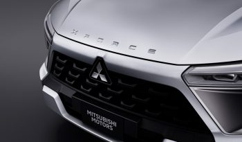 Engine Hood Emblem SilverMulai dari Rp.560.000